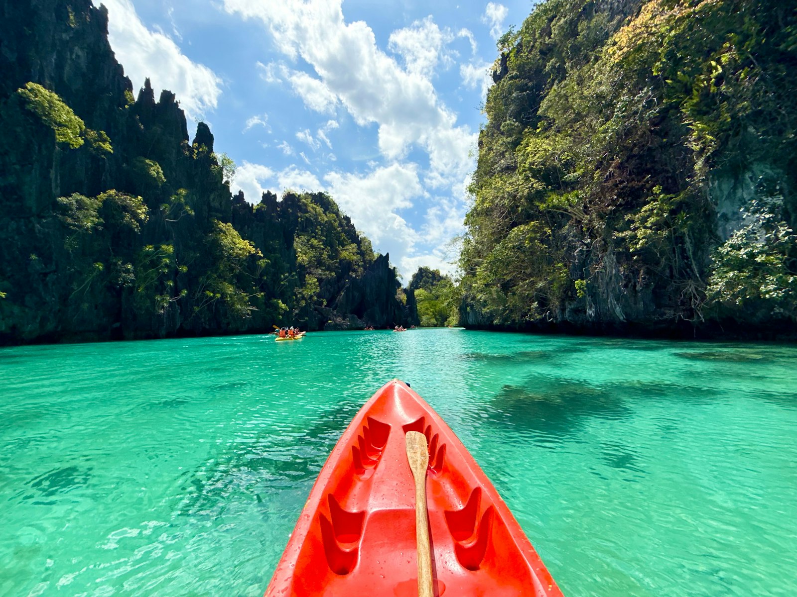 Kayak y cataratas en Punta Uva